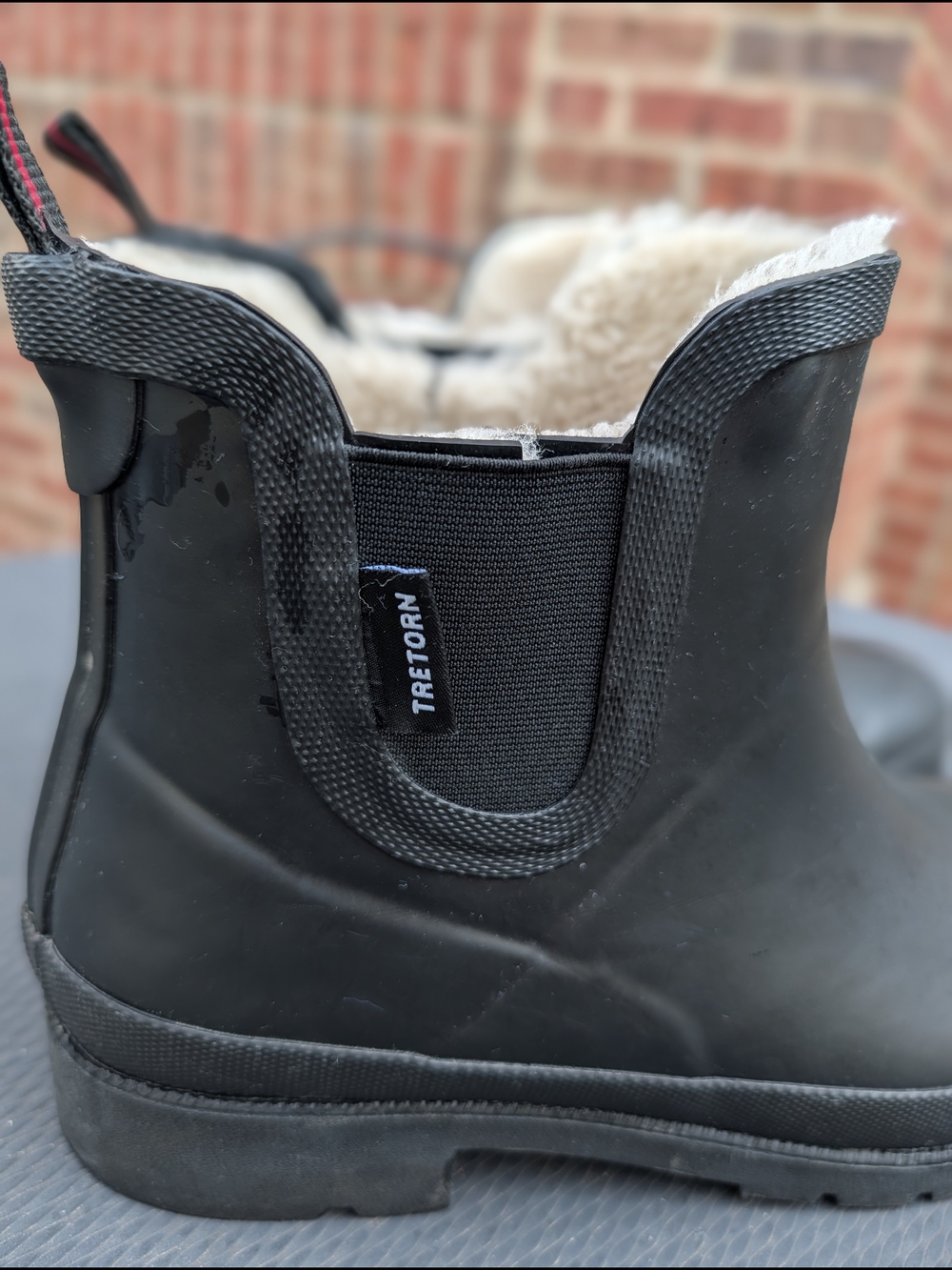 Tretorn Black Short Fleece-Lined Rain Boots (Open To Offers) - Picture 2 of 7